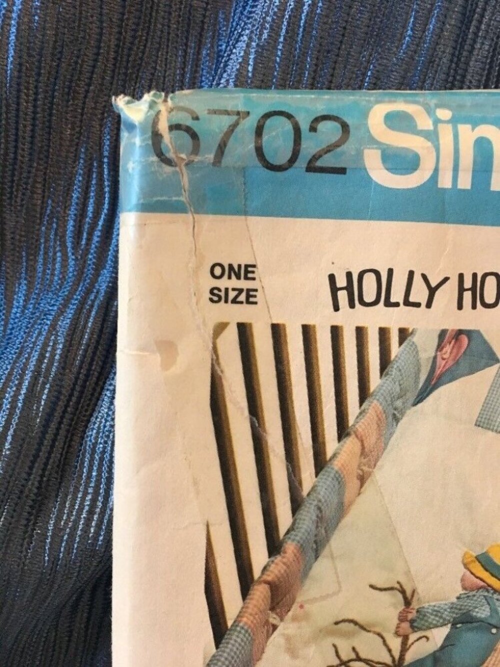 Holly Hobbie Crib & Youth Quilt Pattern Simplicity 6702 - Picture 2 of 12
